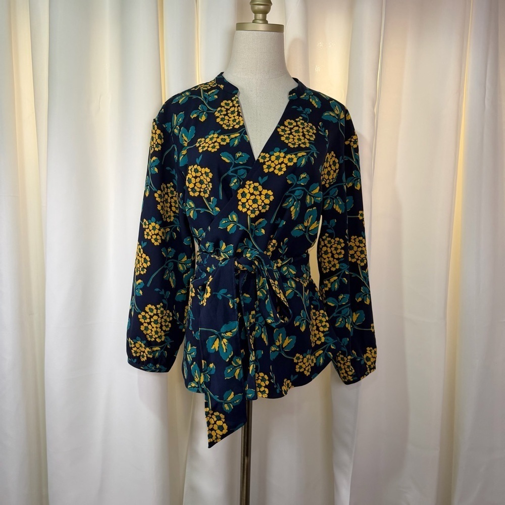 J. Crew ‘Drapey Floral Wrap Top’ in Navy Blue & Yellow Floral Print Size Medium